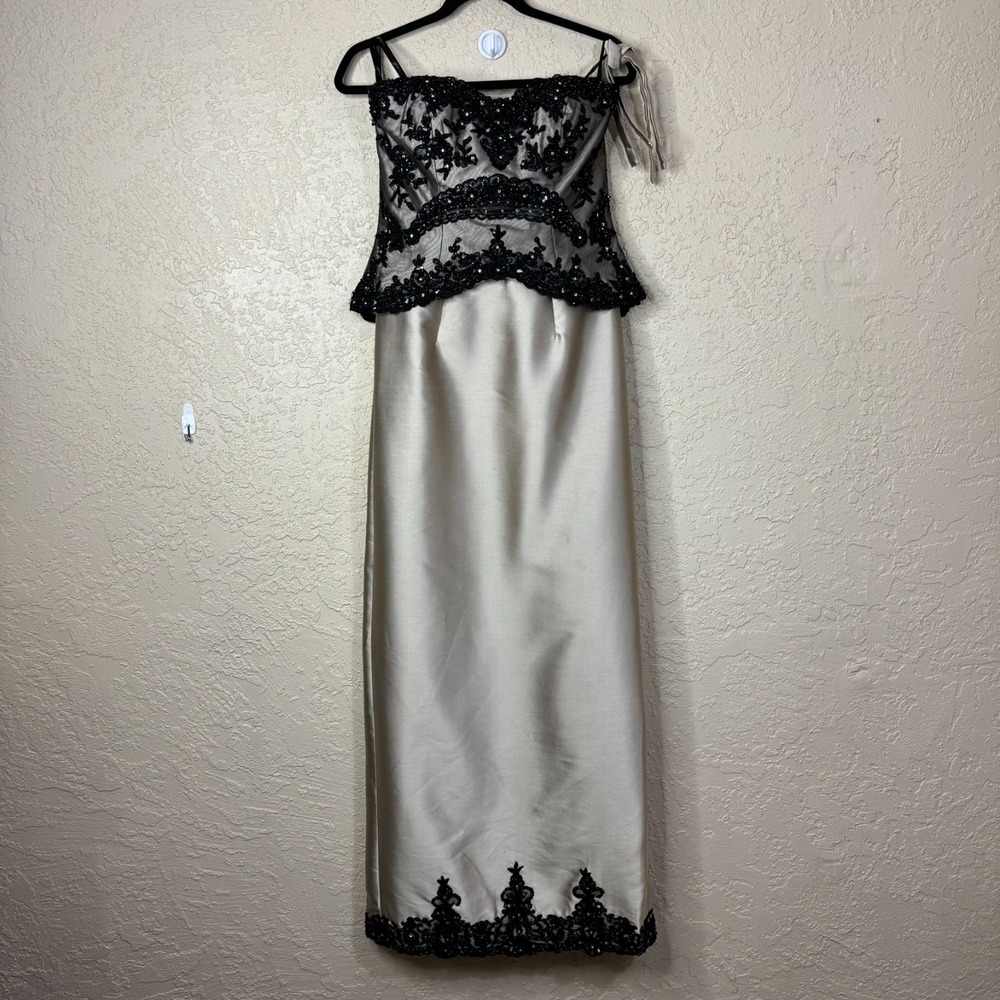 NWT Rina di Montella Strapless Beaded Evening Gown Size 8 Formal Bridal Regency